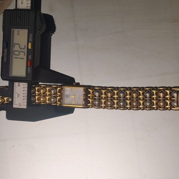 Vintage Paolo Gucci Quartz Watch Vintage Gold Tone Stainless Steel Caseback main image 8